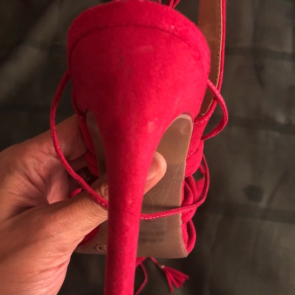 Fuschia open toe heels - Picture 2 of 4